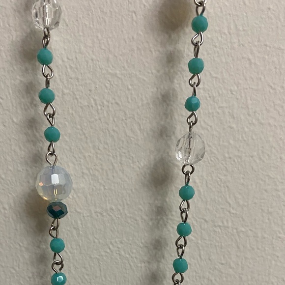 N: Aqua Necklace - Picture 4 of 12